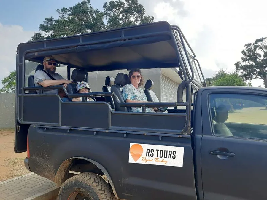 An RS Tours vehicle ready for a transfer